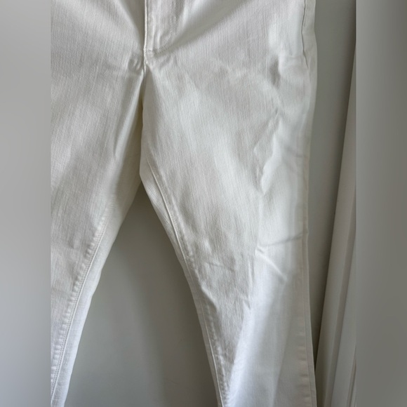 Vince Camuto Women's Straight Leg Jeans in Cream - Picture 7 of 9